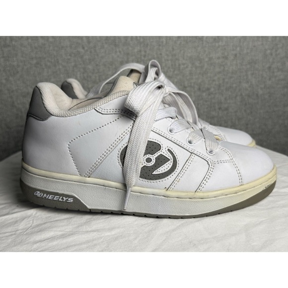 Heelys Other - Heelys‎ White Leather Gray Logo With Rollers Men's 7 Boys Vintage Style 9171